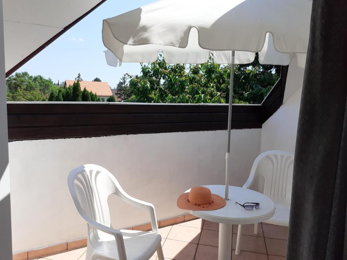 Csopak Mariann Apartman מראה חיצוני תמונה